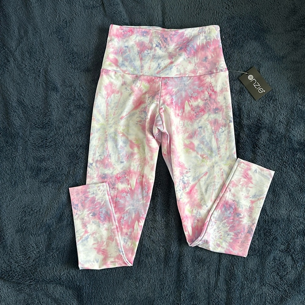 Onzie high rise leggings in tie dye